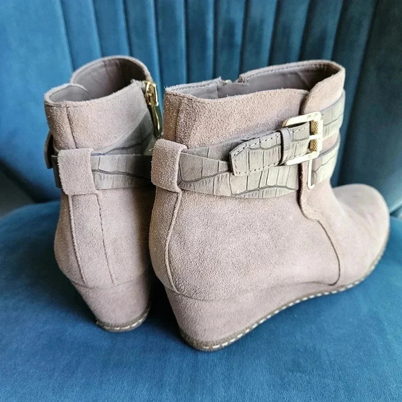 Franco Sarto Suede Wedge Ankle Boots - Taupe - Women's Size 8.5M - Picture 6 of 8